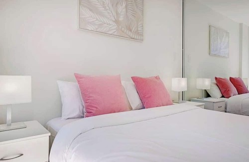 Harris Park Apartment | Cozy 2B2B AT heart of Parramatta