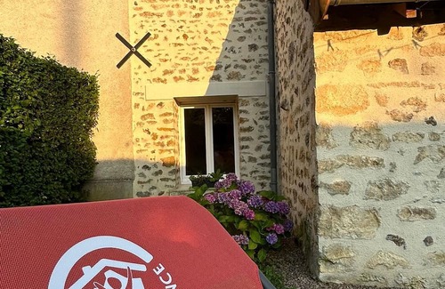 Nohant-Vic Cottage | Gite Nohant-Vic, 4 bedrooms, 11 persons