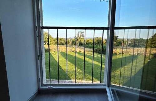 Nohant-Vic Cottage | Gite Nohant-Vic, 4 bedrooms, 11 persons