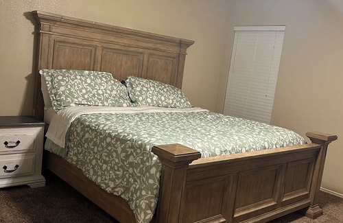 Fort Worth House | Spacious 4-bedroom house with WiFi and AC in cool Fort Worth