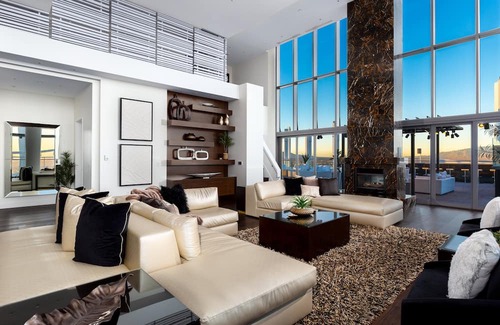 Las Vegas Condo | $20 Million Entire 59th Floor VEGAS Palms VILLA