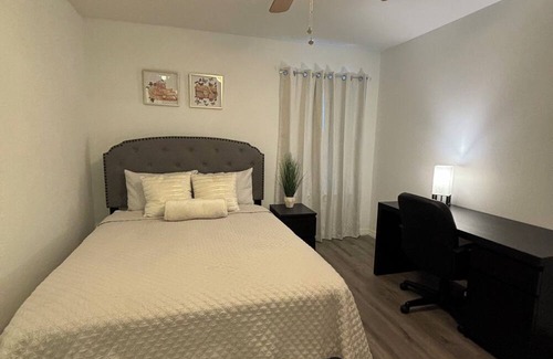 St. Cloud House | "Experience this Spacious Home with Resort-Style Amenities in St. Cloud, FL!"