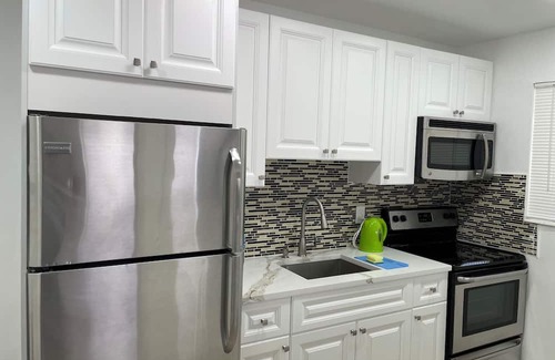 Central Oakland Park Apartment | Paradise Found: Luxurious Getaway Awaits at Lucea by the Sea