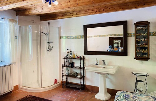 Osiglia House | Holiday Home 'La Bell’Estate' with Mountain View, Private Garden and Wi-Fi