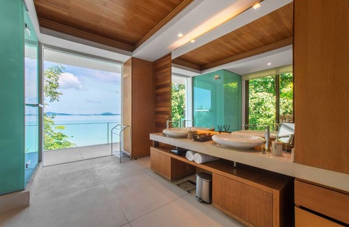 Wichit Villa | Luxury Villa Skyfall Phuket Ocean View