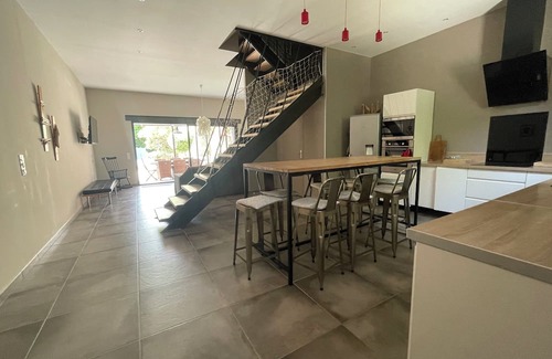 Nissan-lez-Enserune House | CIFFRE HOUSE 4 BEDROOMS SWIMMING POOL GARDEN 17 minutes from the beach