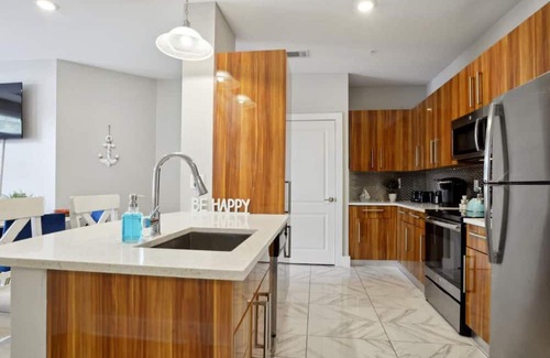 Highlands - Perkins House | 2 Bedroom Gem Close to Tiger Stadium