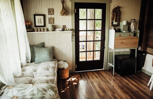 Mayfield Cabin | The Garden's Nest.