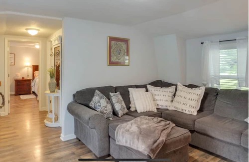 Culleoka House | Charming barn with AC and WiFi in nice Culleoka