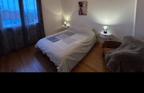 Le Creusot House | Maisonnette T3 duplex 4 pers + baby. Fully equipped, comfort assured.