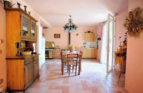 Apecchio Villa | Marche Parties,relaxation,events,hydromassage