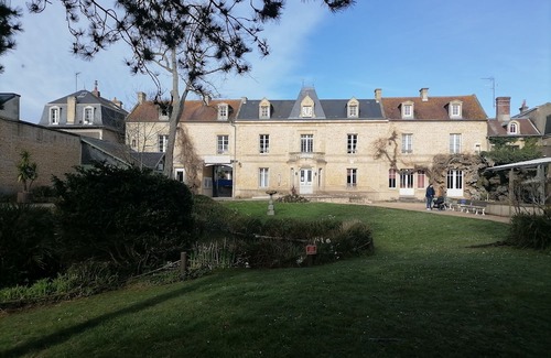 Luc-sur-Mer Apartment | Vrbo Property