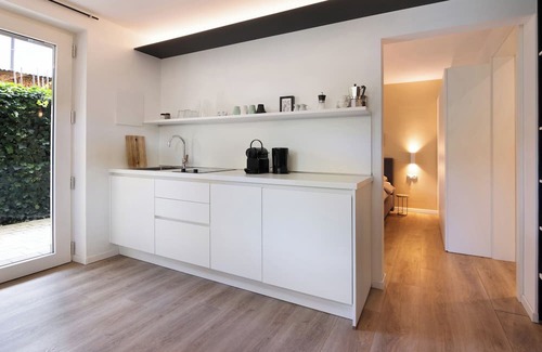 Naturno Apartment | Apartment 'Finesign 2' with Mountain View, Private Terrace and Wi-Fi