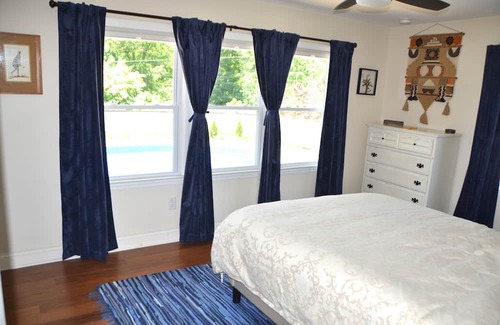 Asheville House | Awesome West Asheville House with Pool, Hot Tub, Fire Pit!
