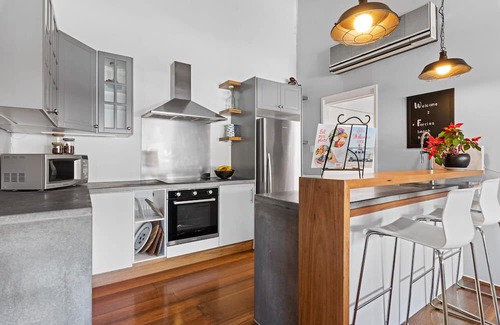 Forresters Beach House | Beachside Bliss - Forresters Beach
