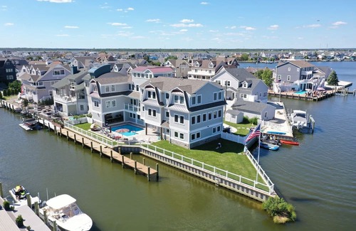 Mantoloking House | JUNE RENTAL - New Construction Home On Bay - Minutes From Beach!
