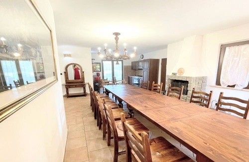 Montefiascone Villa | Lake View/exc Luxury Villa, Pool+jacuzzi/sleeps for 24