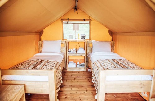Cassville RV Rental | Luxury Glamping near Roaring River State Park