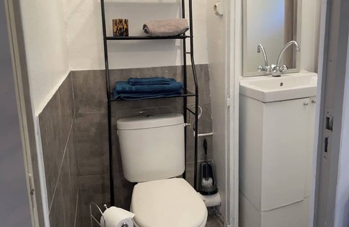 Rousson Apartment | Appartement Cosy Entre Mer et Cevenes
