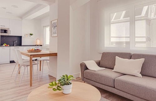 La Coruna Apartment | Main Street Deluxe Penthouse