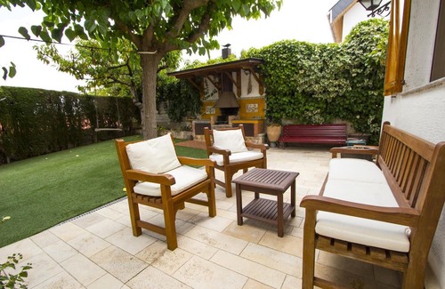 Santa Rosa Villa | Private paradise - hop, skip or jump to Barcelona!