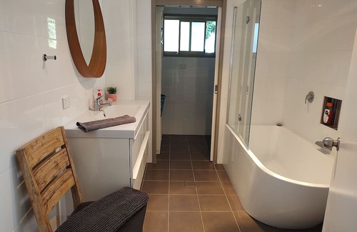 Tuross Head Apartment | Blossom Garden Studio is situated near beautiful beaches of Tuross Head