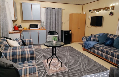 Tuross Head Apartment | Blossom Garden Studio is situated near beautiful beaches of Tuross Head