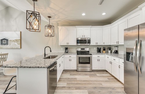 Dothan House | Spacious Dothan Home ~ 4 Mi to Downtown!