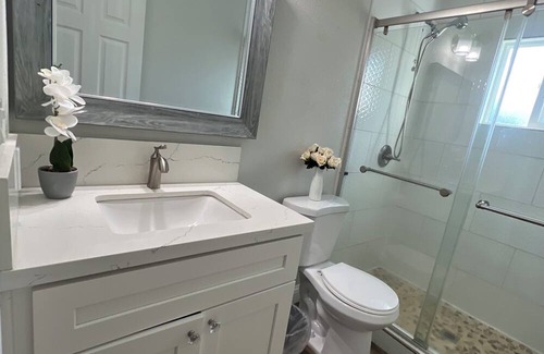 Stockton House | Lovely Charming Home 4 bdrm