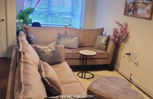Wolverhampton House | Inviting 1-Bed House in Wolverhampton