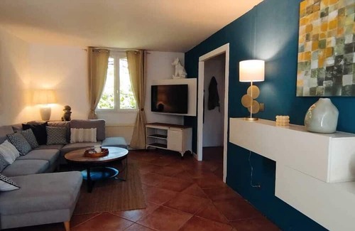 Chevannes House | Maison a la Campagne Avec Terrasse et Jardin Clos Animaux de Compagnie Acceptés