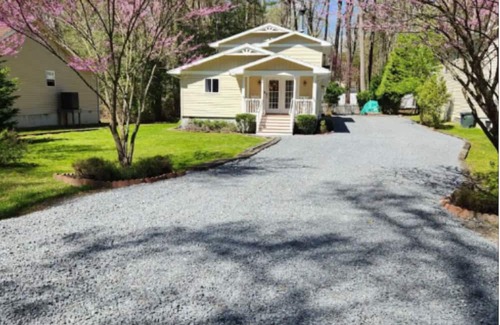 Ocean Pines Cottage | Admirals Cottage - Quiet Clean Cozy Pet Friendly w large fenced yard