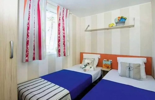 Camiers House | Camping La Dune Blanche*** - Classic XL mobile home 4 rooms 6 people raised terrace