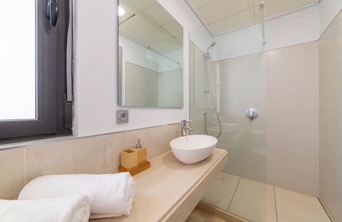 Vera House | Holiday Home 'Casa Bellavista Golf' with Mountain View, Wi-Fi and Air Conditioning