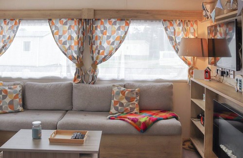 Rhyd-y-clafdy Cottage | Perfect for families, walking distance to all amenities and the beach.