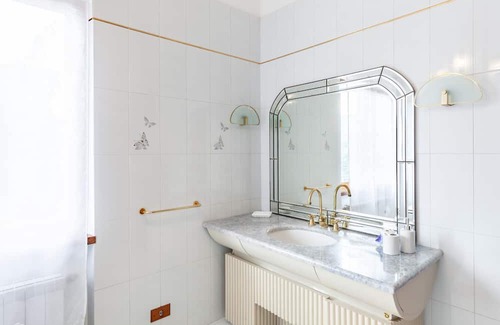 Masero House | Vacation Home "Tra Liguria E Toscana" with Mountain View, Private Terrace & Wi-Fi