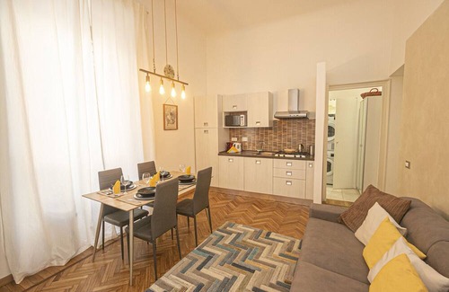 Maddalena Apartment | Gold - Elegant and comfortable three-room apartment