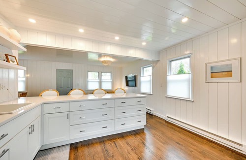Westbrook Center House | Lovely Westbrook Home w/Patio - Walk to Beach!