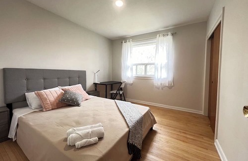Richmond Hill House | vihome-Jefferson Richmond Hill near Yonge St