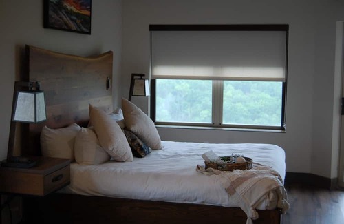 Branson Condo | In the heart of the scenic Ozark Mountains close to everything family friendly