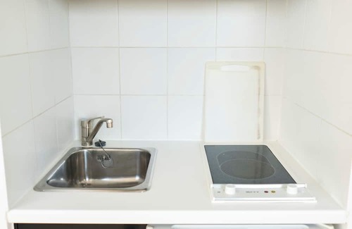 Saint-Mande Apartment | Bright studio close to Bois de Vincennes