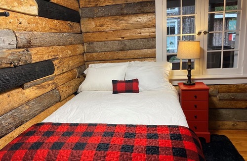 Inlet Cabin | Birches - Twin Pines