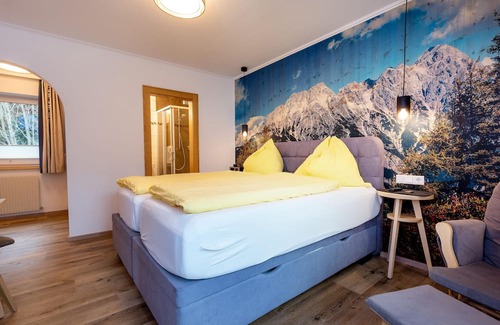 Leogang Cottage | Dreibettzimmer, K, Dusche, WC, Nichtraucher - Energiepension Schwaiger
