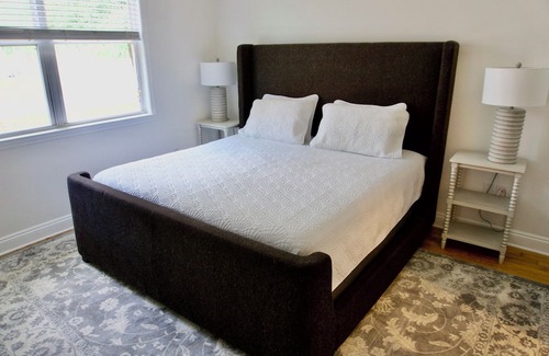 Freeport House | Bay Breeze House-Close to the Bay and a short drive to Beautiful 30A Beaches
