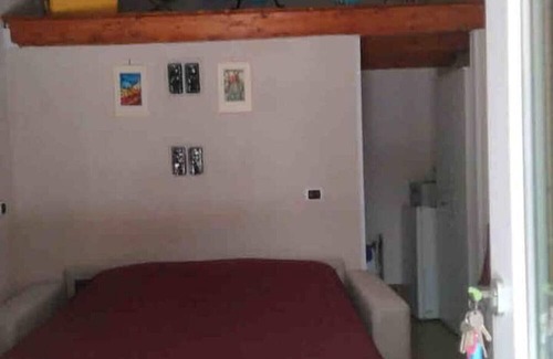 Itri Apartment | Studio Apartment 'Suite Dei Briganti Innamorati' with Wi-Fi and Air Conditioning