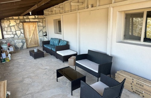 Alpine House | Tres Patas
