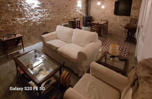 Llorac Ski Chalet | Chalet 'La Casa De La Conca De Barberà' with Shared Terrace