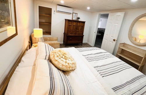 Cotuit House | Cape Cod 2024 -Jacuzzi Hot Tub, Heated Swimming Pool, Game Room & Playground