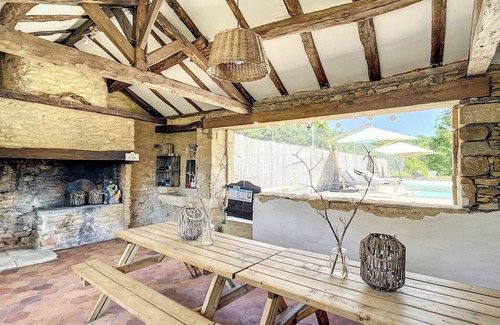 Cassagnes House | Gîte Pour 2 Personnes. Animaux de Compagnie Acceptés. Taxes et Nettoyage Inclus!