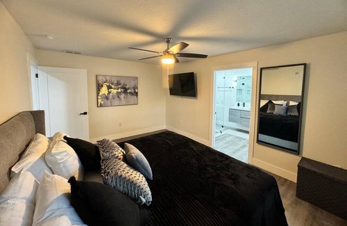 Doctor Phillips House | Entire bungalow in Orlando, Florida, United States